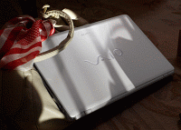 vaio-cr-white-lifestyle_731.gif