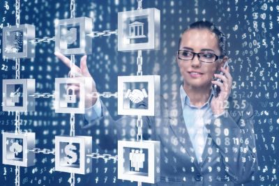 Digit�ln� strategie v ��e blockchainu a um�l� inteligence