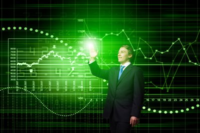Sta�te se l�drem prolnut�m zku�enost� a instinktu s daty a informacemi