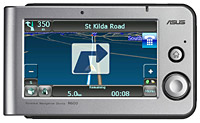 Navigace Asus R600 nabit funkcemi