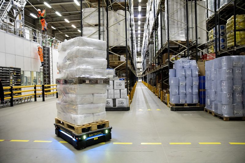 Akcelerace inteligentn� automatizace v logistice a e-commerce
