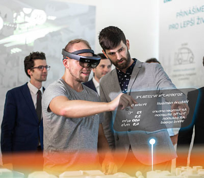 Co p�inese roz���en� realita do zdravotnictv�, v�roby a stavebnictv�?